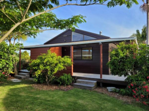 Waipu Tropical Escape - A Central Oasis!